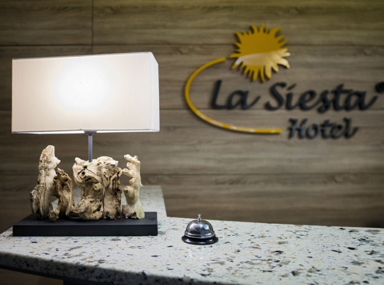 Hotel La Siesta ?v=1.0