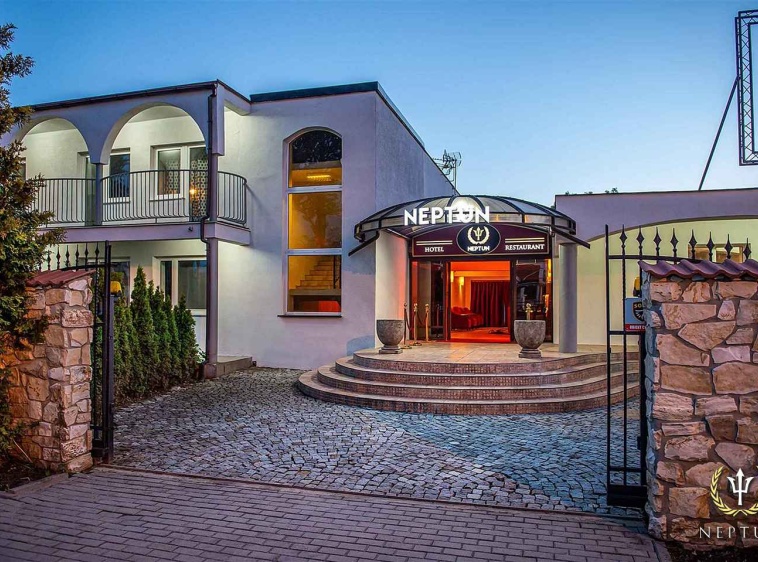 Neptun Hotel & Restaurant 