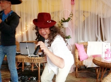 KARAOKE w Cafe CORTINA